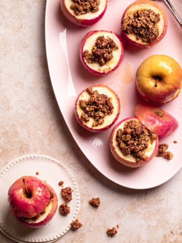 baked apples stuffed with granola