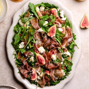 healthy salad recipe with figs, prosciutto and goats chèvre